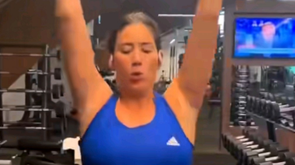 穆古鲁扎意外战胜巴塞罗那，刷新纪录引爆全场！的简单介绍