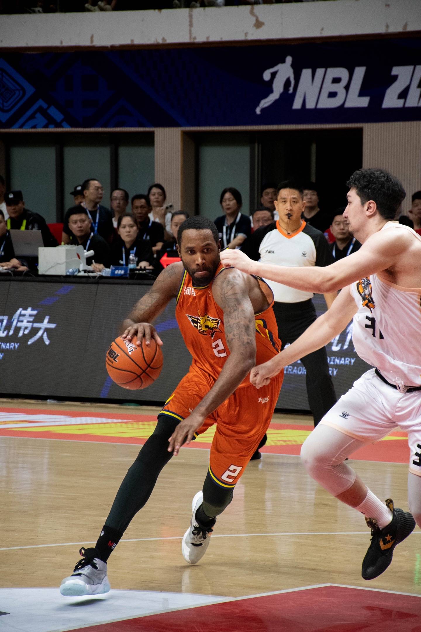 九游体育APP赛前菲尼克斯太阳刷新队史纪录——CBA季后赛节点到来，态度坚定，临场指挥获称赞的简单介绍