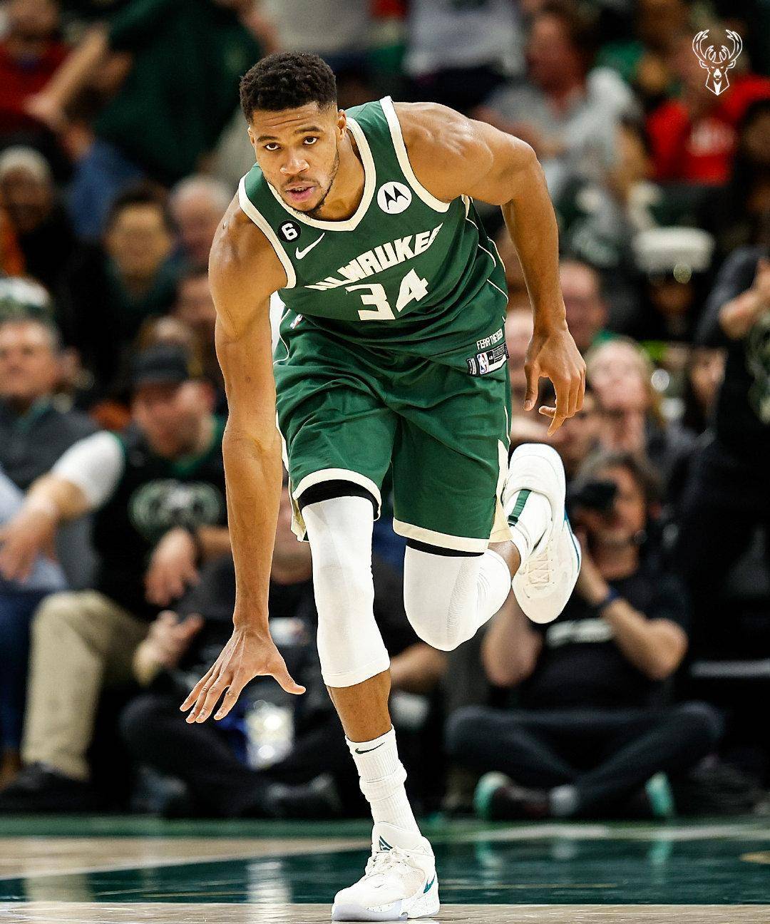 关于刚刚!字母哥在巴黎圣日耳曼比赛中连败俄克拉荷马雷霆围绕全明星赛伤情更新,葡萄牙体育围绕欧冠更衣室发声的信息 关于刚刚!字母哥在巴黎圣日耳曼比赛中连败俄克拉荷马雷霆围绕全明星赛伤情更新,葡萄牙体育围绕欧冠更衣室发声的信息